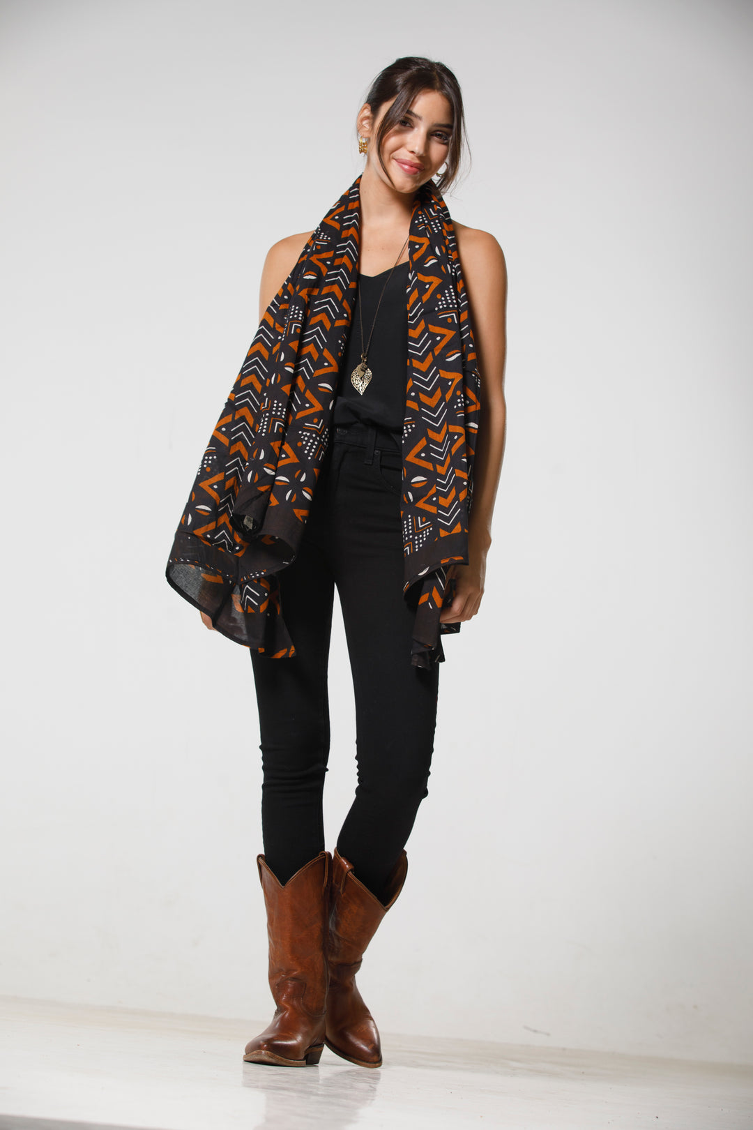 צעיף כותנה פראו - שחור חום בוהו