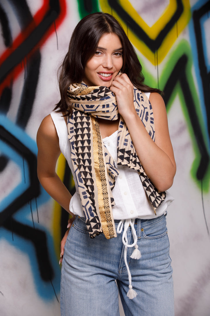 צעיף כותנה פראו - קרם כחול זהב