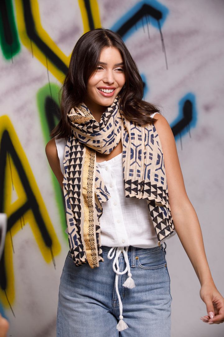 צעיף כותנה פראו - קרם כחול זהב