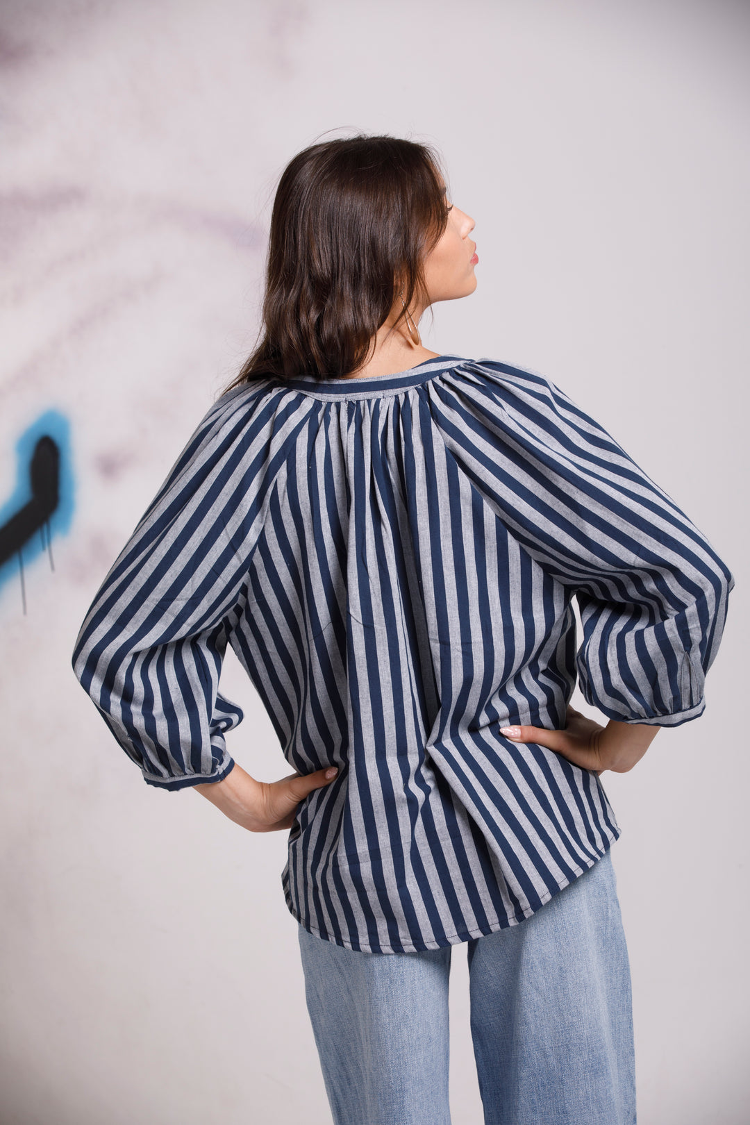 חולצת זואי פסים ג'ינס