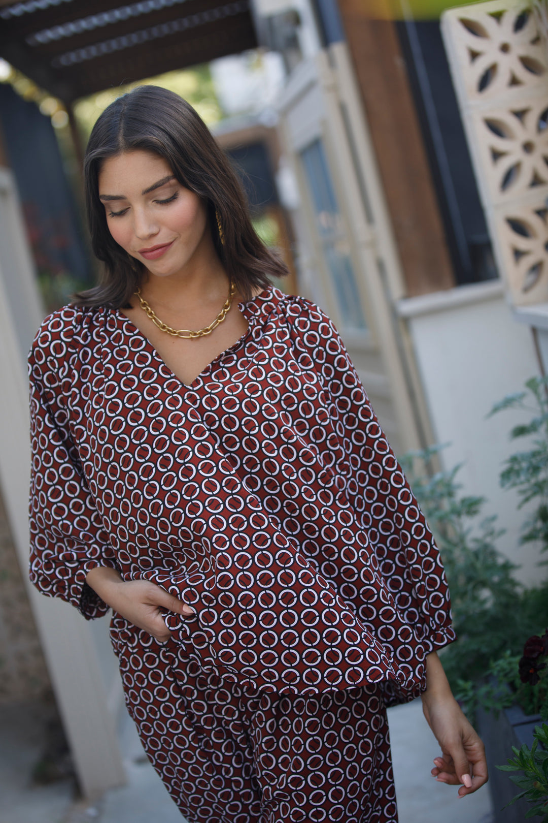 חולצת זואי בורדו