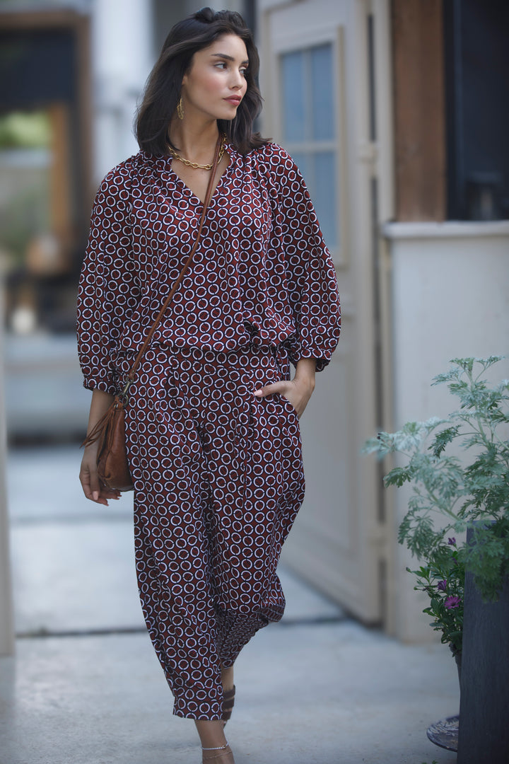 חולצת זואי בורדו