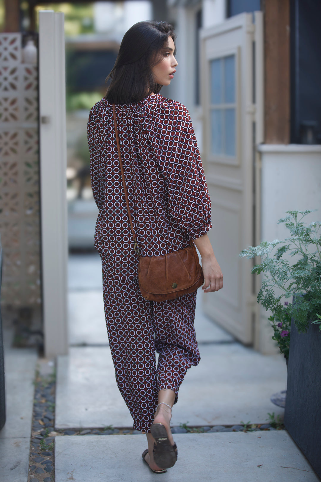 חולצת זואי בורדו