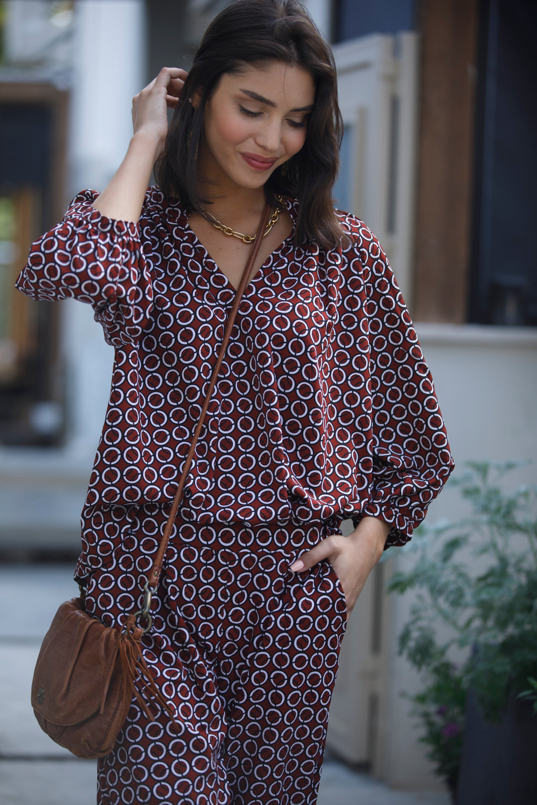 חולצת זואי בורדו