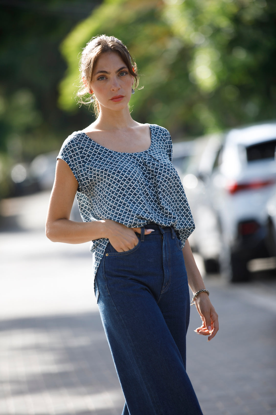 חולצת טניה אוברסייז כחול מעוינים