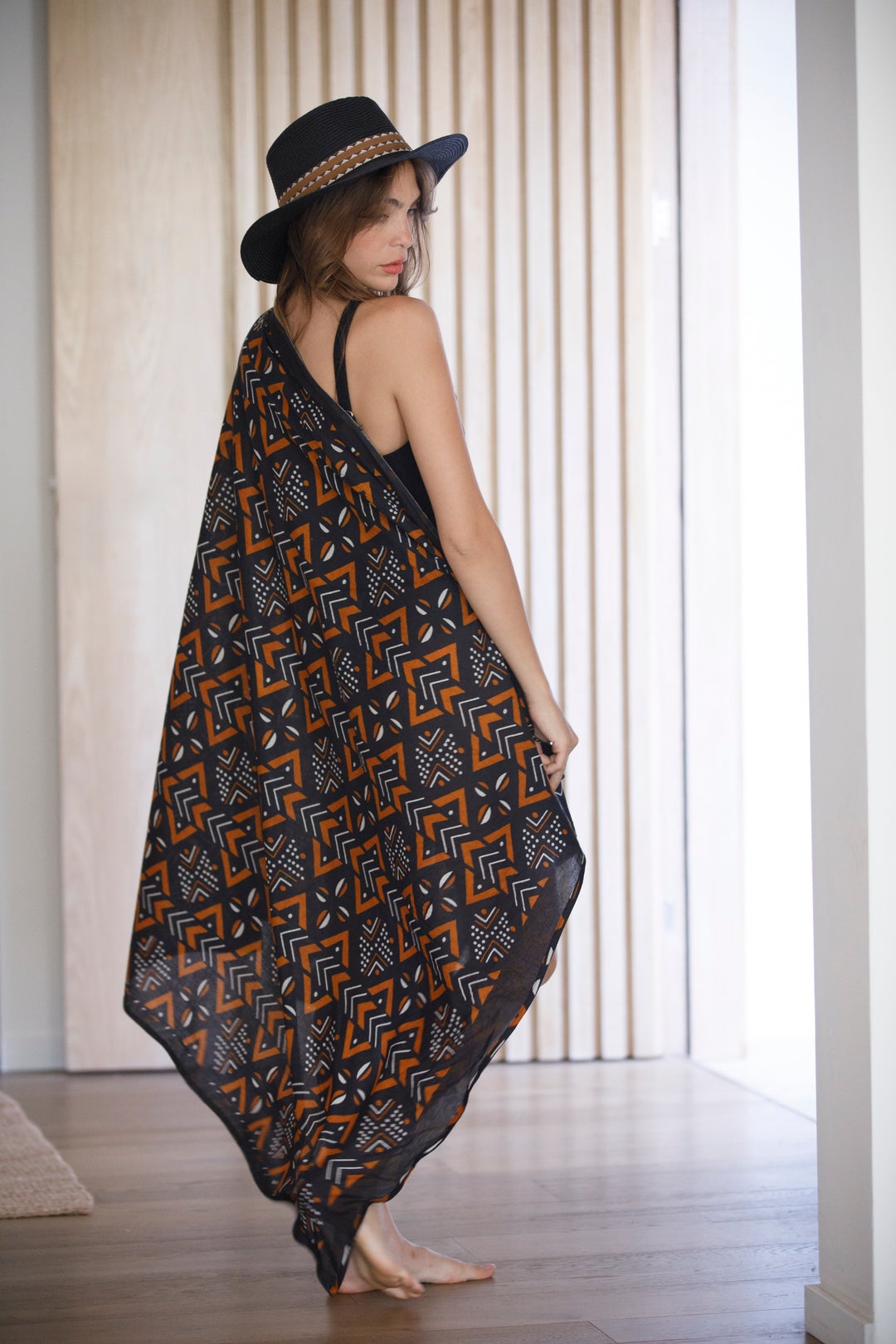 צעיף כותנה פראו - שחור חום בוהו