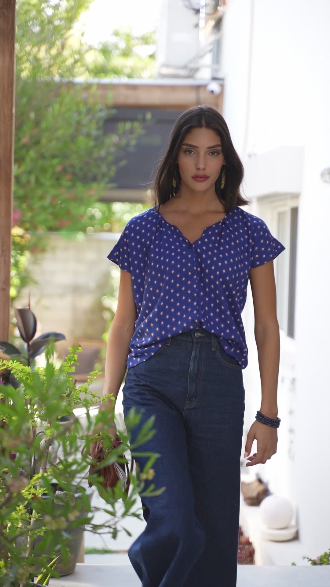 חולצת איימי כחולה